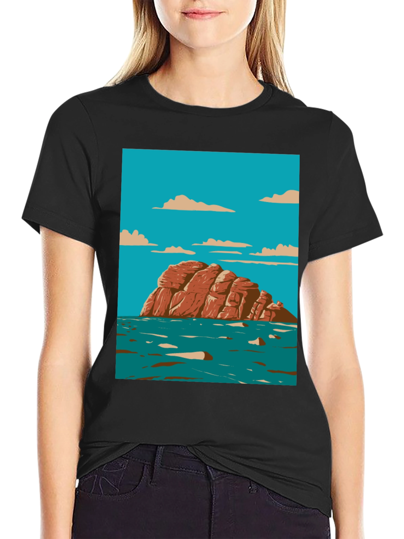 Scenic Rock Island Graphic Tee - Stylish Comfort