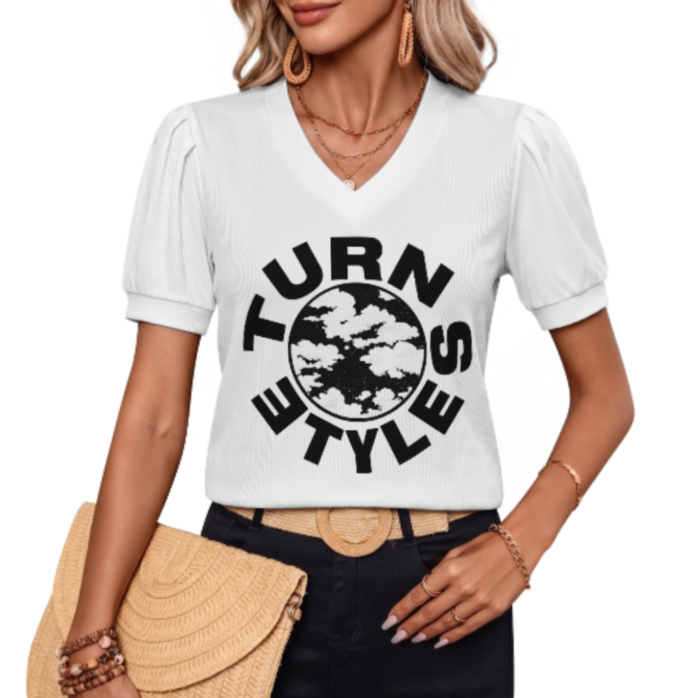 Turn Style Graphic Tee, Cloud Circle Streetwear Shirt, Minimalist Urban Fashion Top, Modern Aesthetic Graphic Tee, Casual Trendy Statement Shirt(z596)