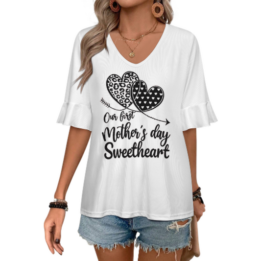 Our First Mother’s Day Sweetheart Graphic Tee, Cute Mom Life Shirt, Leopard Heart Motherhood Top, New Mom Gift, Minimalist Family Love Apparel(z603)