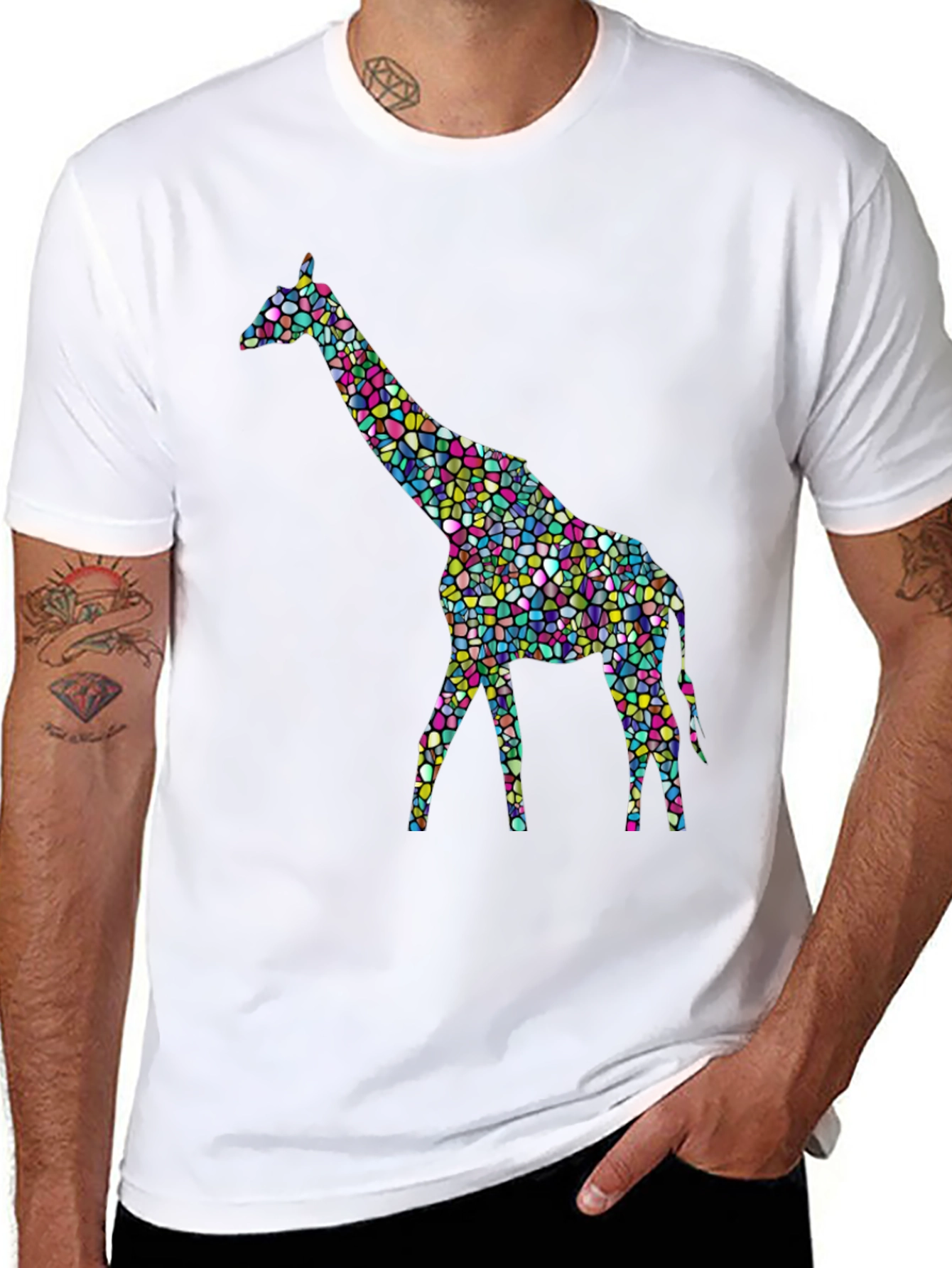 Mosaic Giraffe Graphic Tee - Stylish Black T-Shirt