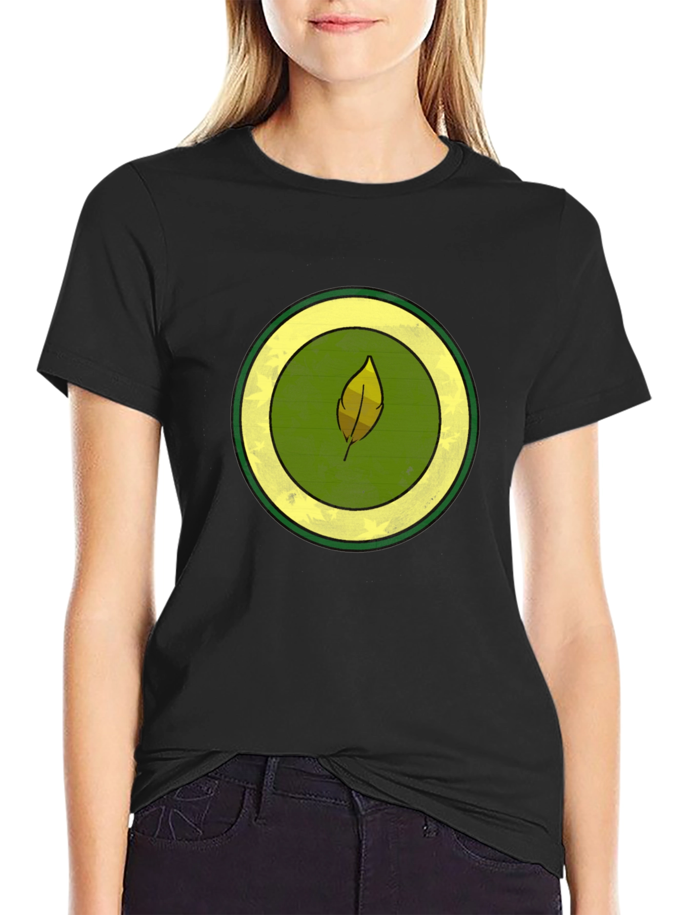 Leaf Circle Graphic Tee - Casual Black T-Shirt