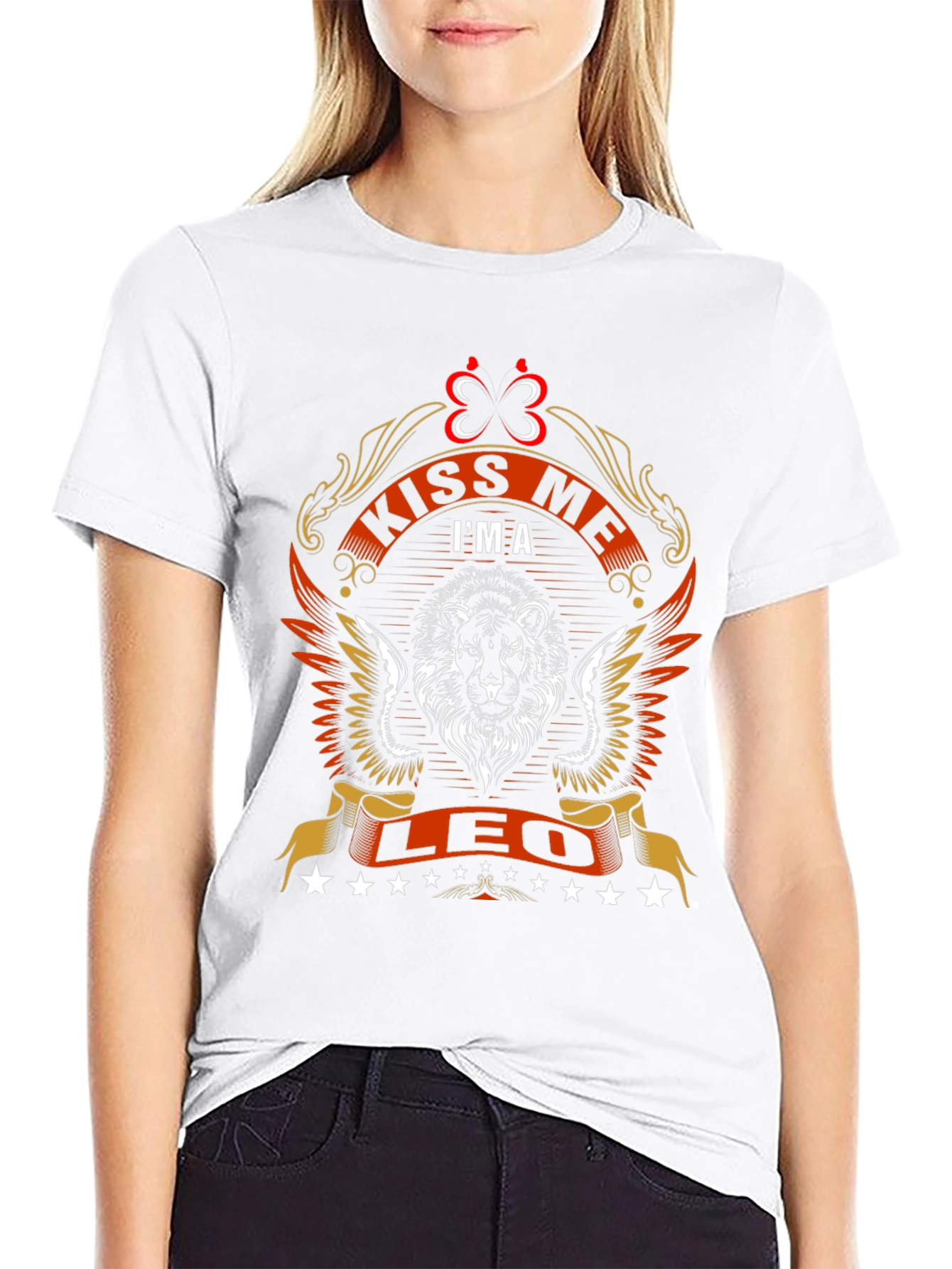 Kiss Me Im A Leo T-Shirt - Lion Design