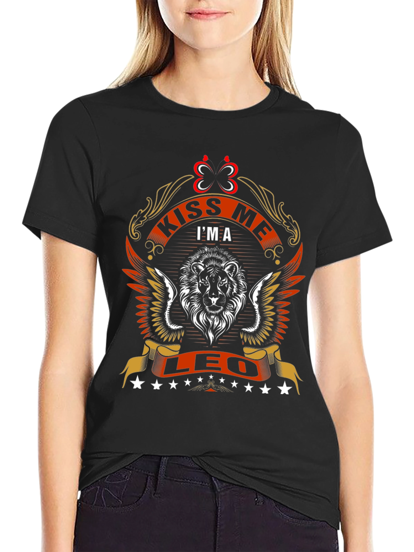 Kiss Me Im A Leo T-Shirt - Lion Design